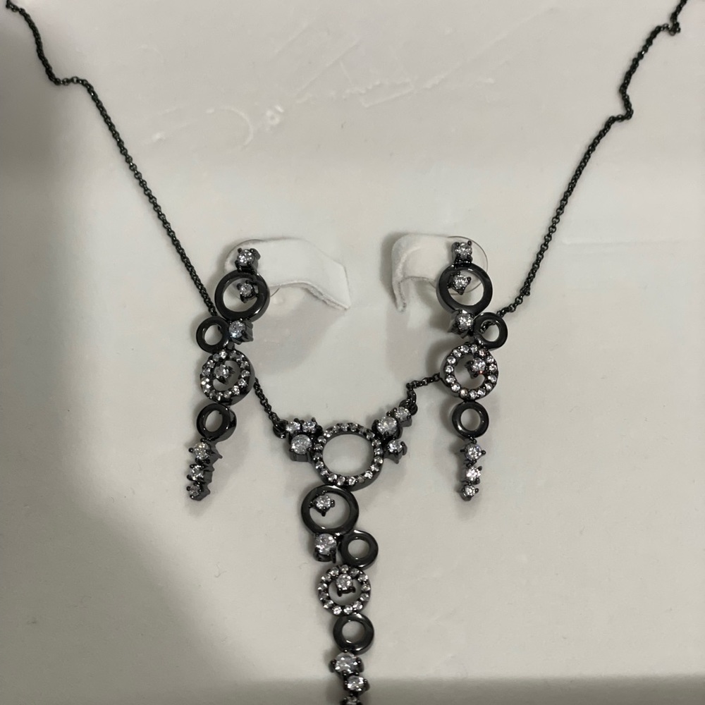 Fifth avenue collection “Oh My” jewelry set